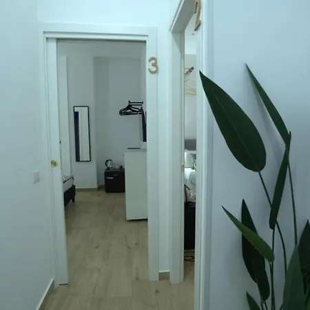 Ventre Luxury בית הארחה 3*
