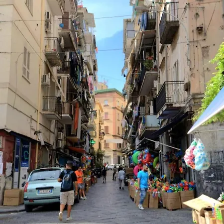 Ventre Luxury בית הארחה 3*